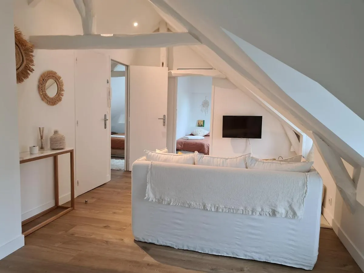 Santorin, Appartement lumineux au coeur de Vannes 0*,