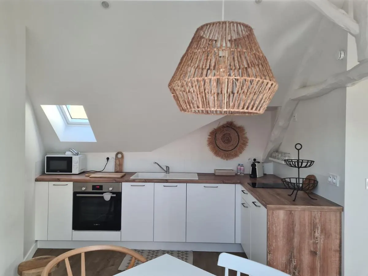 Apartment Santorin, Appartement Lumineux Au Coeur De Vannes